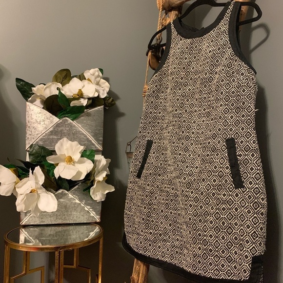 Banana Republic Dresses & Skirts - Banana Republic | Geometric Black & White Dress